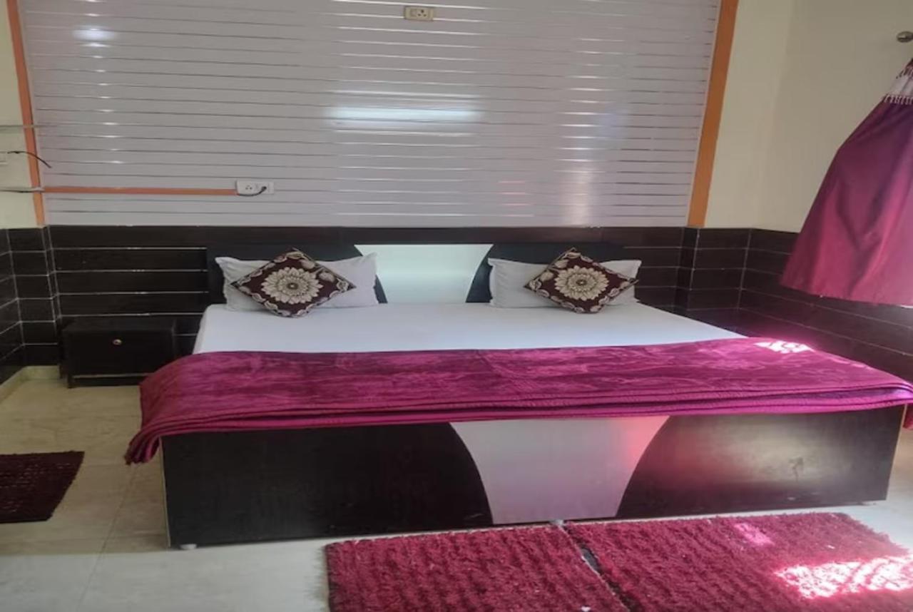 Goroomgo New Ashiyana Palace Váránaszi Kültér fotó