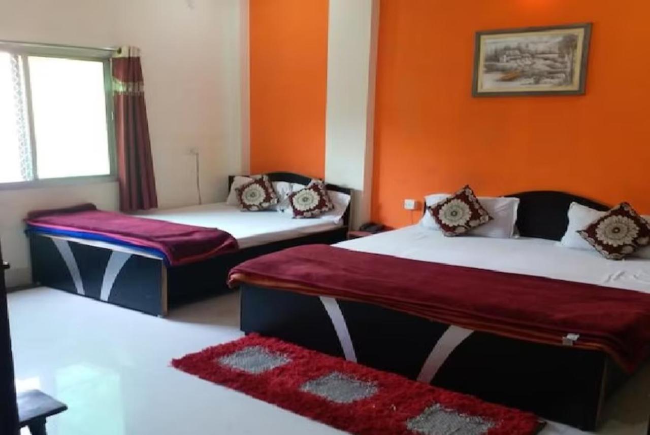 Goroomgo New Ashiyana Palace Váránaszi Kültér fotó