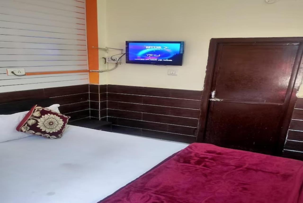 Goroomgo New Ashiyana Palace Váránaszi Kültér fotó
